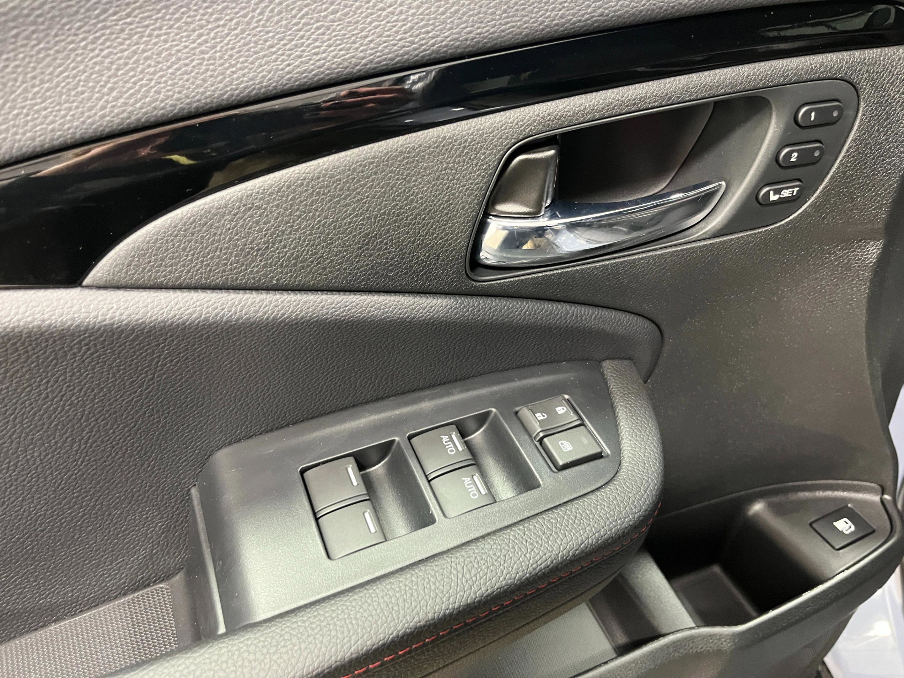 New 2026 Honda Ridgeline Black Edition image 13