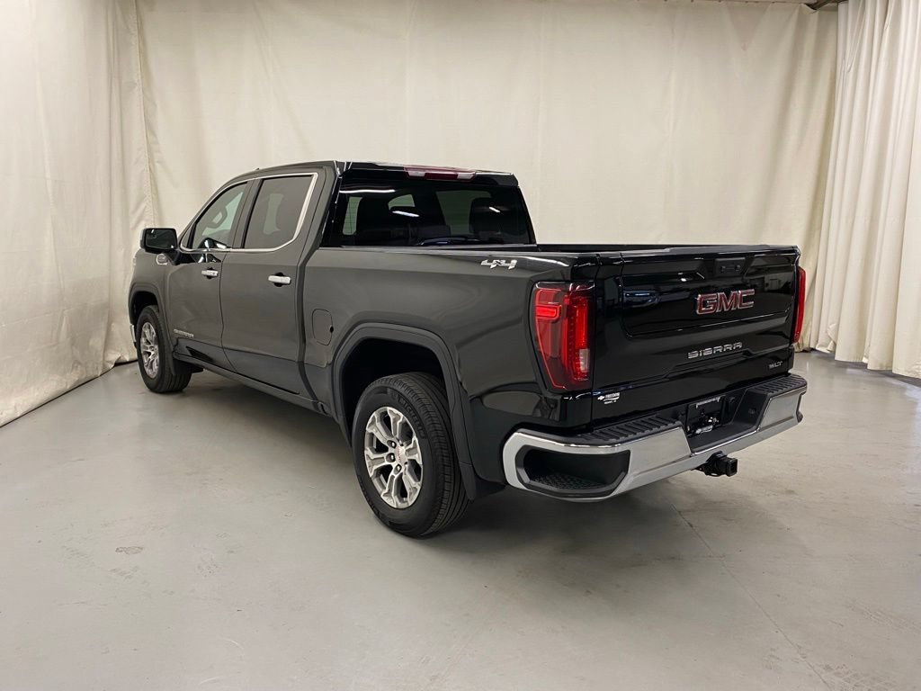 Used 2025 GMC Sierra 1500 SLT AWD/4WD image 5