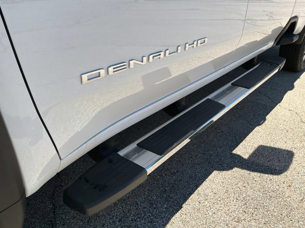 New 2026 GMC Sierra 2500 Denali w/ Denali Reserve Package AWD/4WD image 21