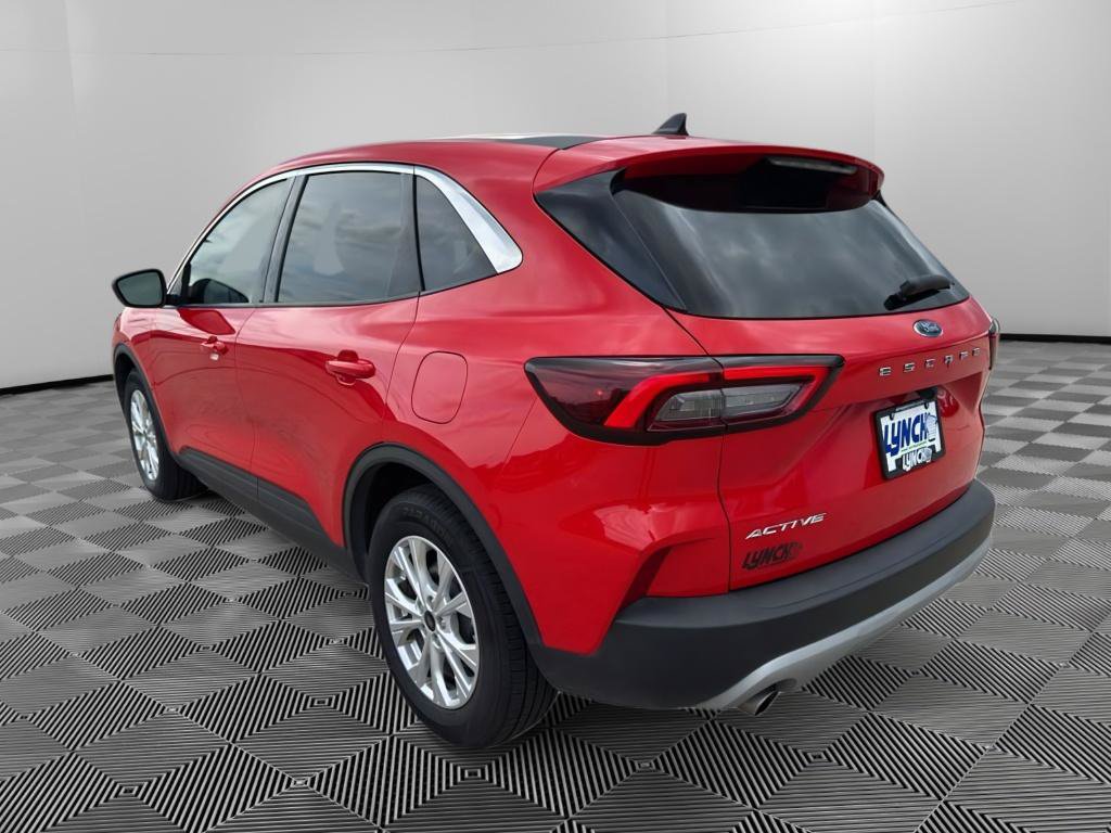 Used 2024 Ford Escape Active FWD image 3
