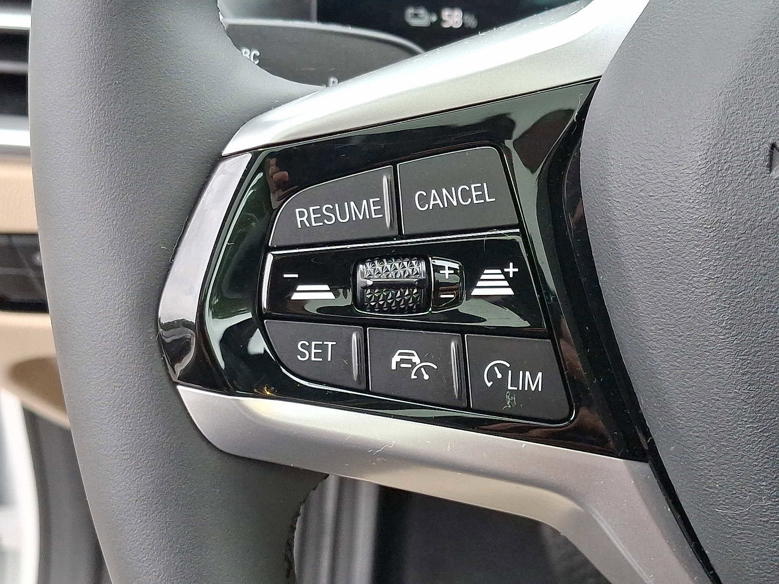 Used 2025 BMW i4 eDrive40 w/ Premium Package image 22