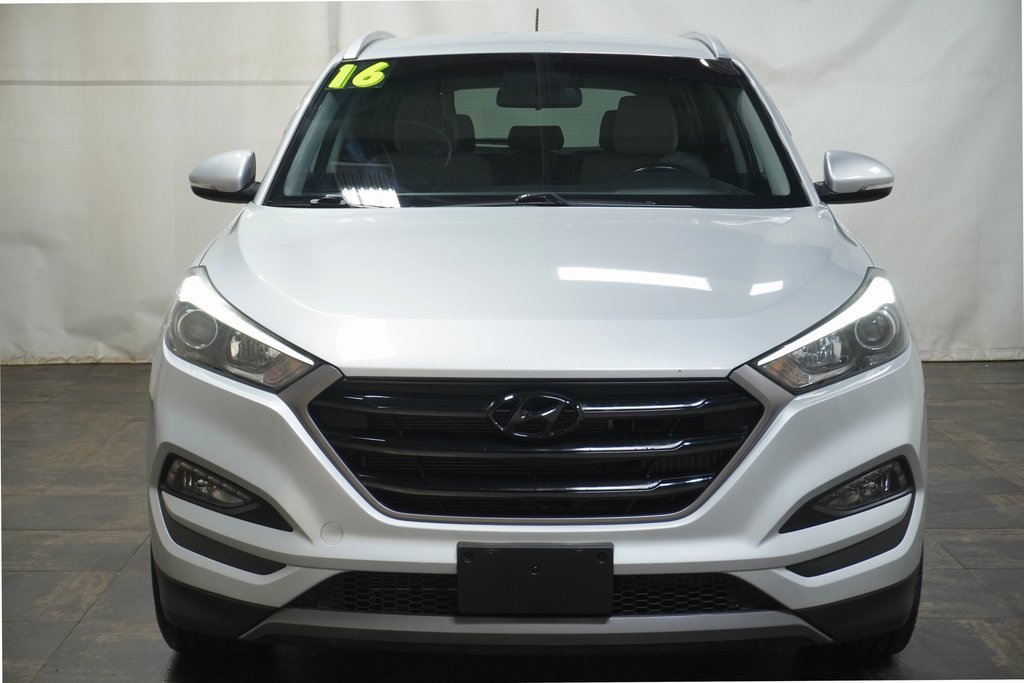 Used 2016 Hyundai Tucson Sport image 9