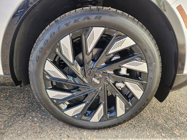 New 2026 Lincoln Nautilus Reserve image 18