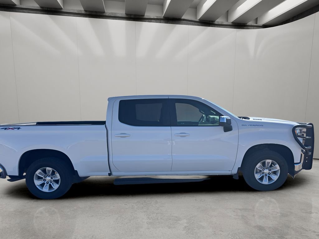 Used 2022 Chevrolet Silverado 1500 LT w/ Bed Protection Package image 6