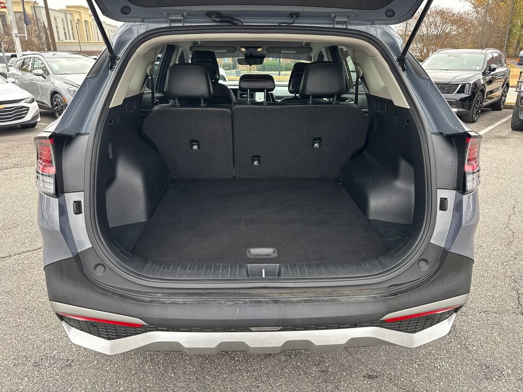 Certified 2023 Kia Sportage EX image 18