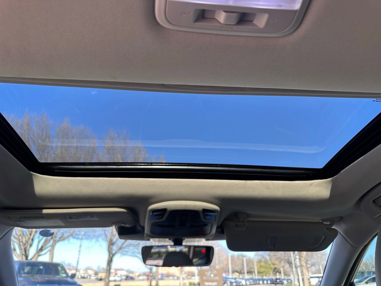 Used 2025 Subaru Outback Limited image 24