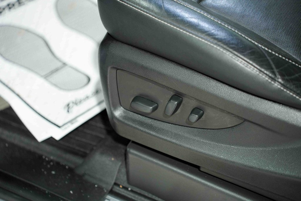 Used 2019 Chevrolet Suburban Premier image 29