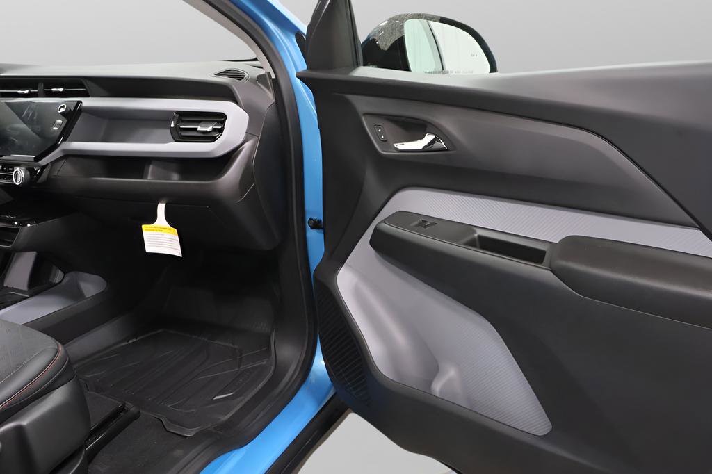 New 2027 Chevrolet Bolt RS w/ Technology Package FWD image 36