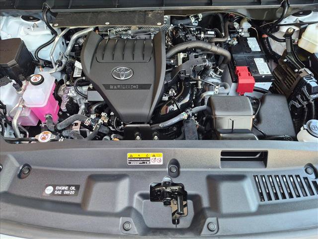 Certified 2024 Toyota Highlander XLE FWD image 23