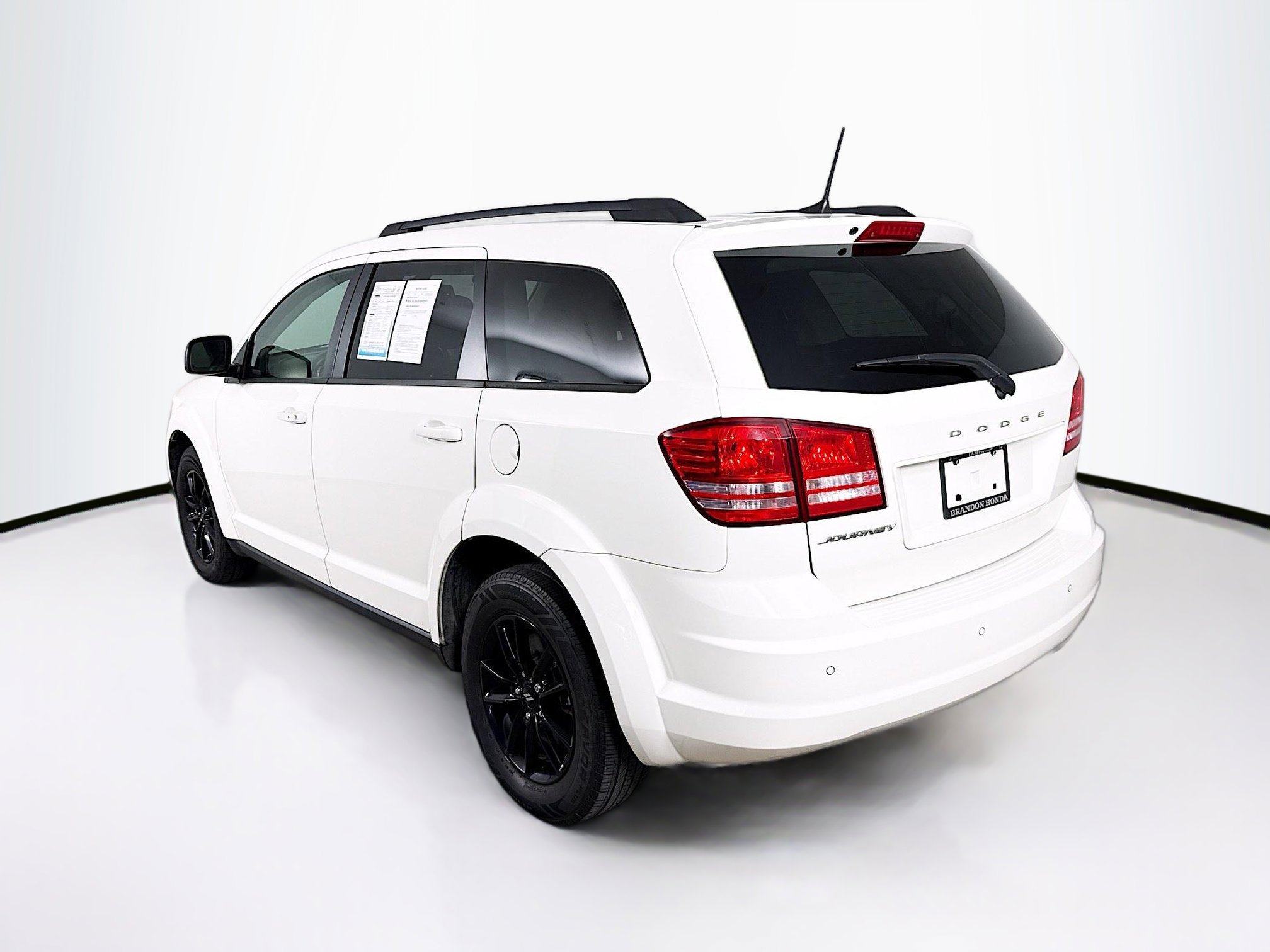 Used 2020 Dodge Journey SE w/ SE Popular Equipment Group image 29