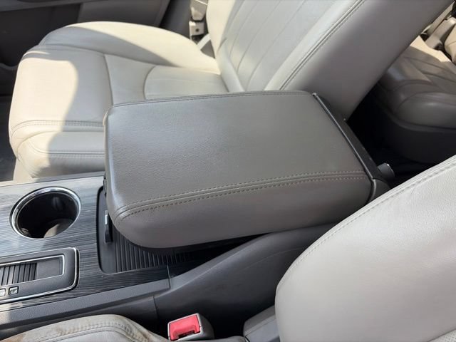 Used 2016 Chevrolet Traverse LTZ AWD/4WD image 29