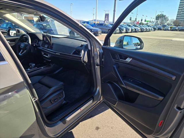 Certified 2025 Audi Q5 2.0T Premium image 12