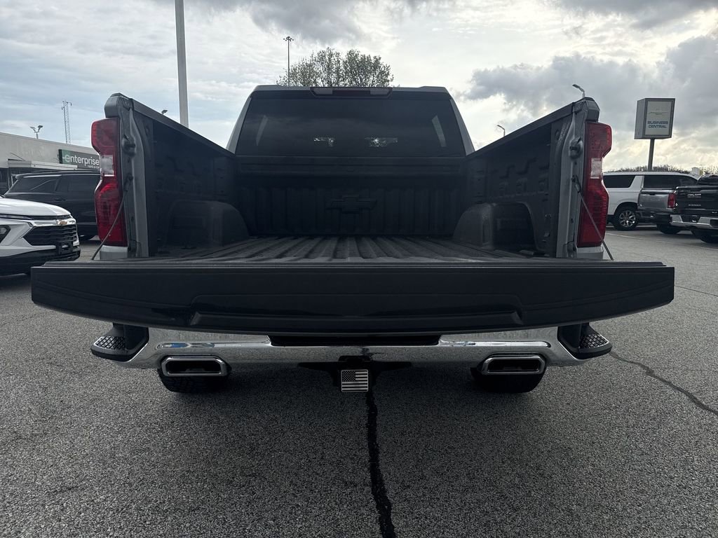 Used 2024 Chevrolet Silverado 1500 LT w/ Z71 Off-Road Package image 20