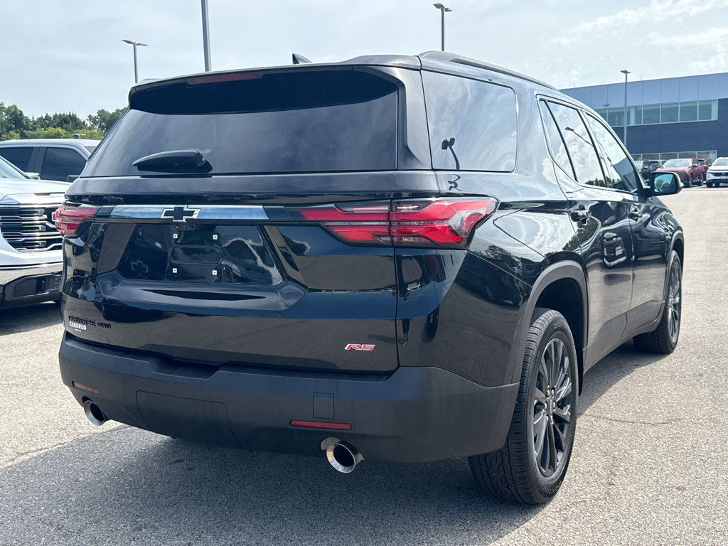Certified 2022 Chevrolet Traverse RS w/ LPO, Floor Liner Package AWD/4WD image 5