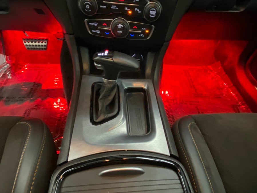 Used 2018 Dodge Charger R/T image 31