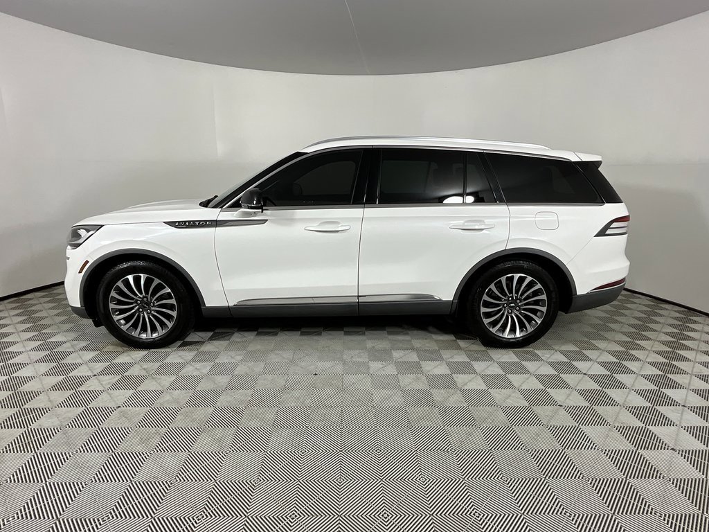 Certified 2020 Lincoln Aviator Reserve image 2