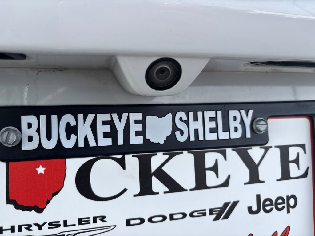 Used 2017 Chrysler Pacifica Touring image 33