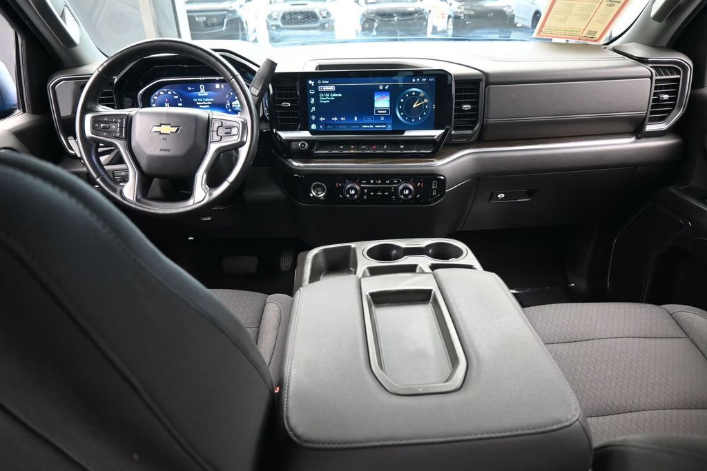 Used 2023 Chevrolet Silverado 1500 LT RWD image 38