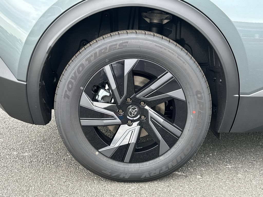 New 2026 Toyota C-HR AWD/4WD image 8