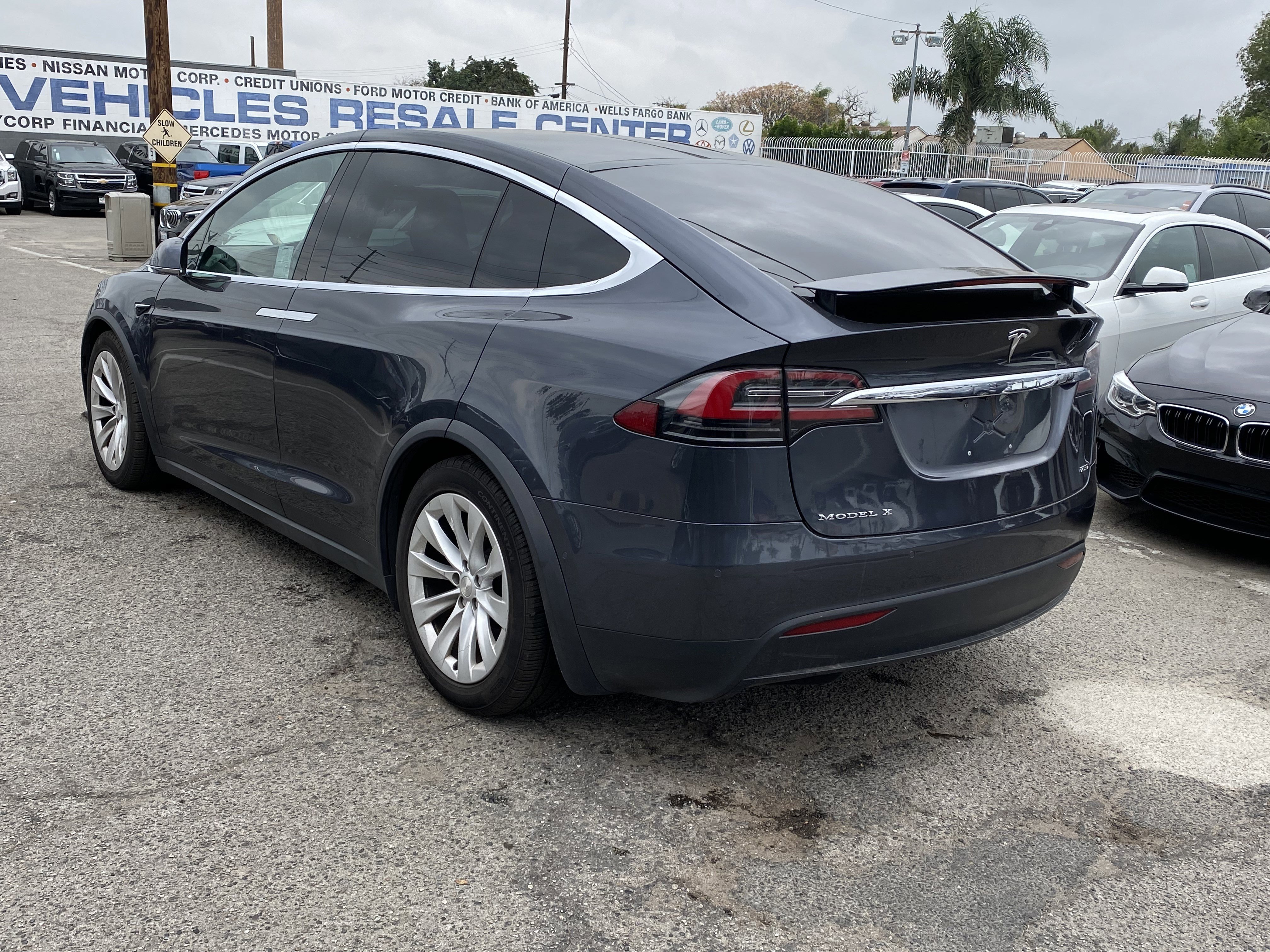 Used 2018 Tesla Model X 75D image 10