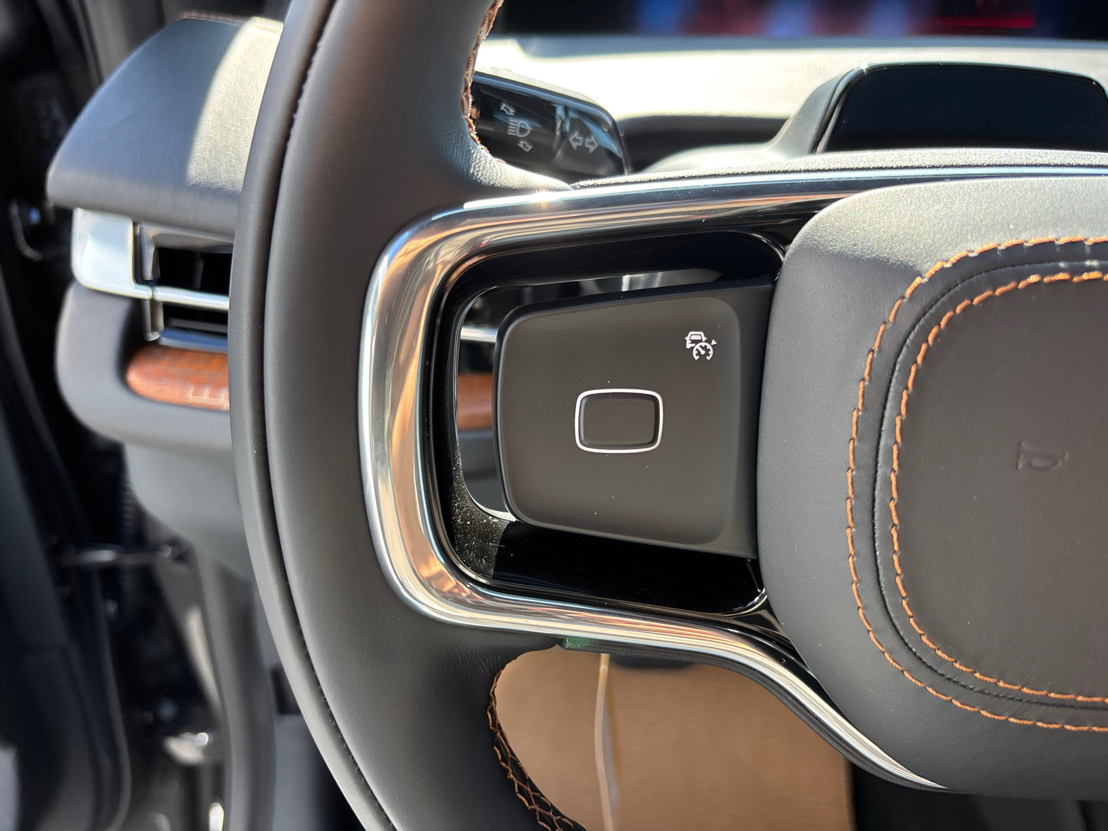 New 2025 Lincoln Navigator Black Label image 16