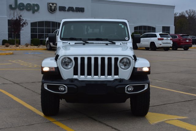 Used 2023 Jeep Gladiator Overland image 2