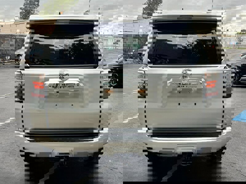 Used 2024 Toyota 4Runner SR5 Premium image 6