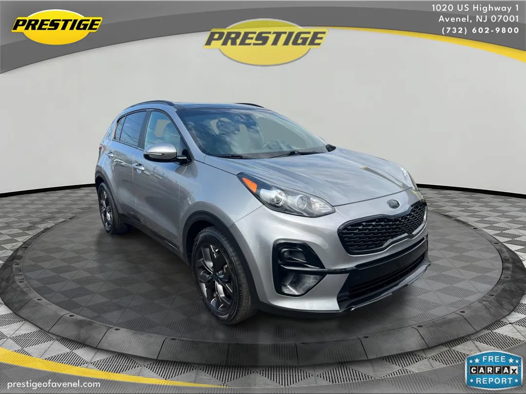 Used 2022 Kia Sportage Nightfall Edition FWD image 3