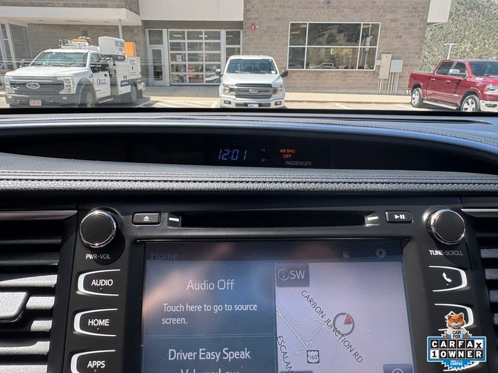 Used 2019 Toyota Highlander XLE AWD/4WD image 19