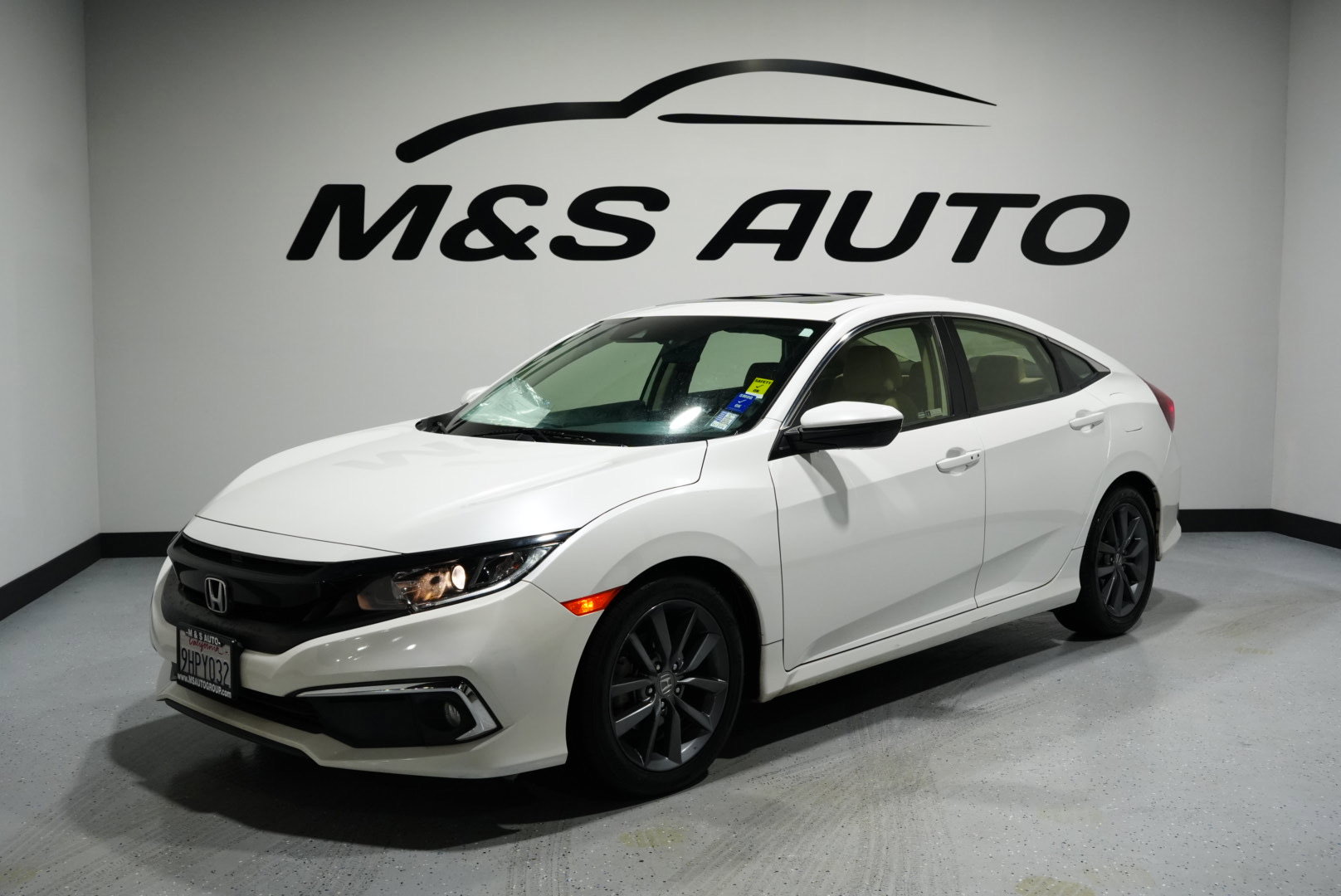 Used 2019 Honda Civic EX image 4