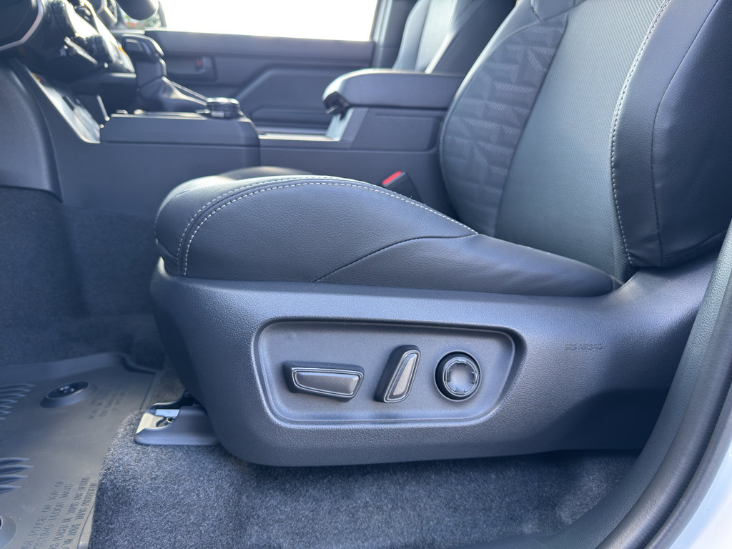 New 2025 Toyota 4Runner TRD Off-Road Premium image 13