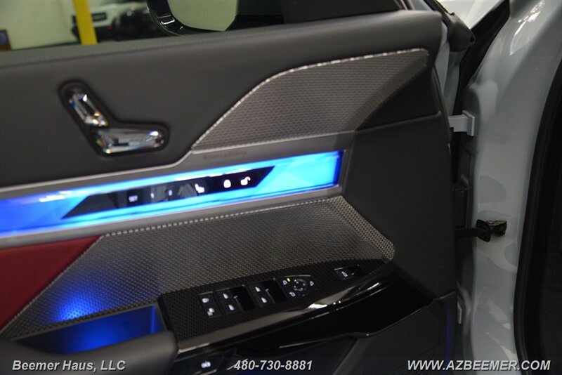 Used 2024 BMW 740i w/ M Sport Professional Package RWD image 31