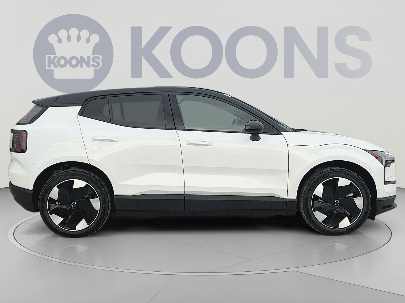 New 2026 Volvo EX30 Plus w/ Protection Package Premier AWD/4WD image 17