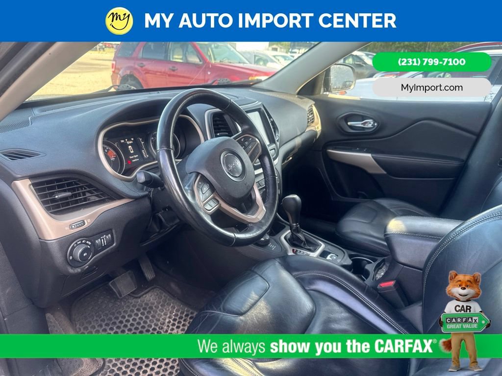 Used 2017 Jeep Cherokee Latitude w/ True North Edition AWD/4WD image 8