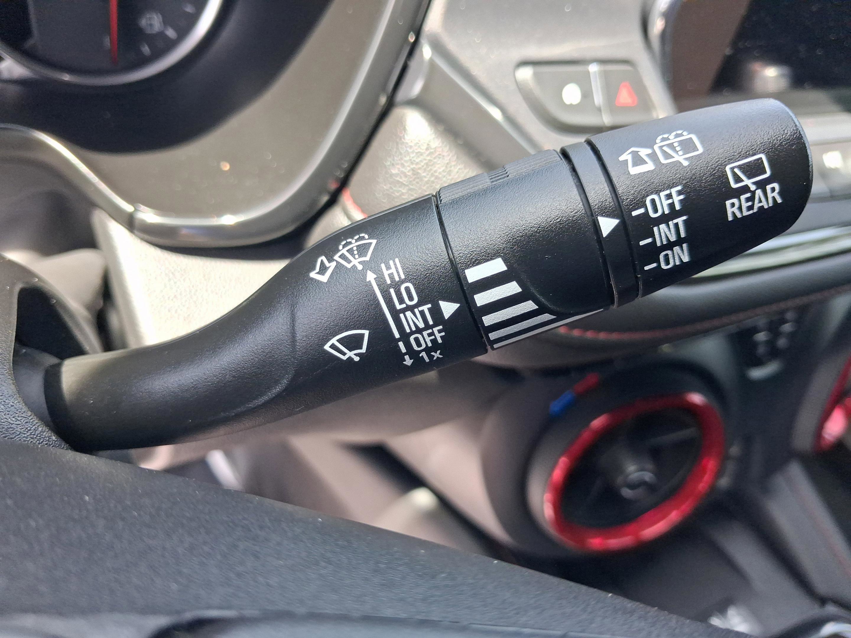 Used 2020 Chevrolet Blazer RS FWD image 14