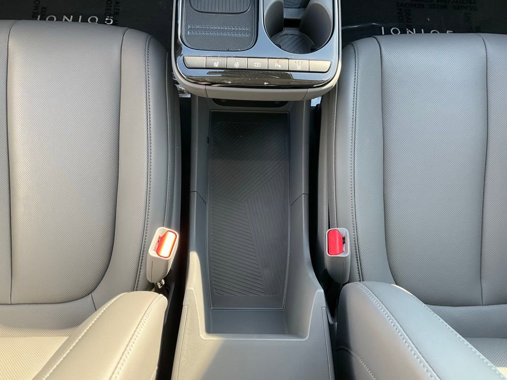 Used 2025 Hyundai Ioniq 5 SEL image 47