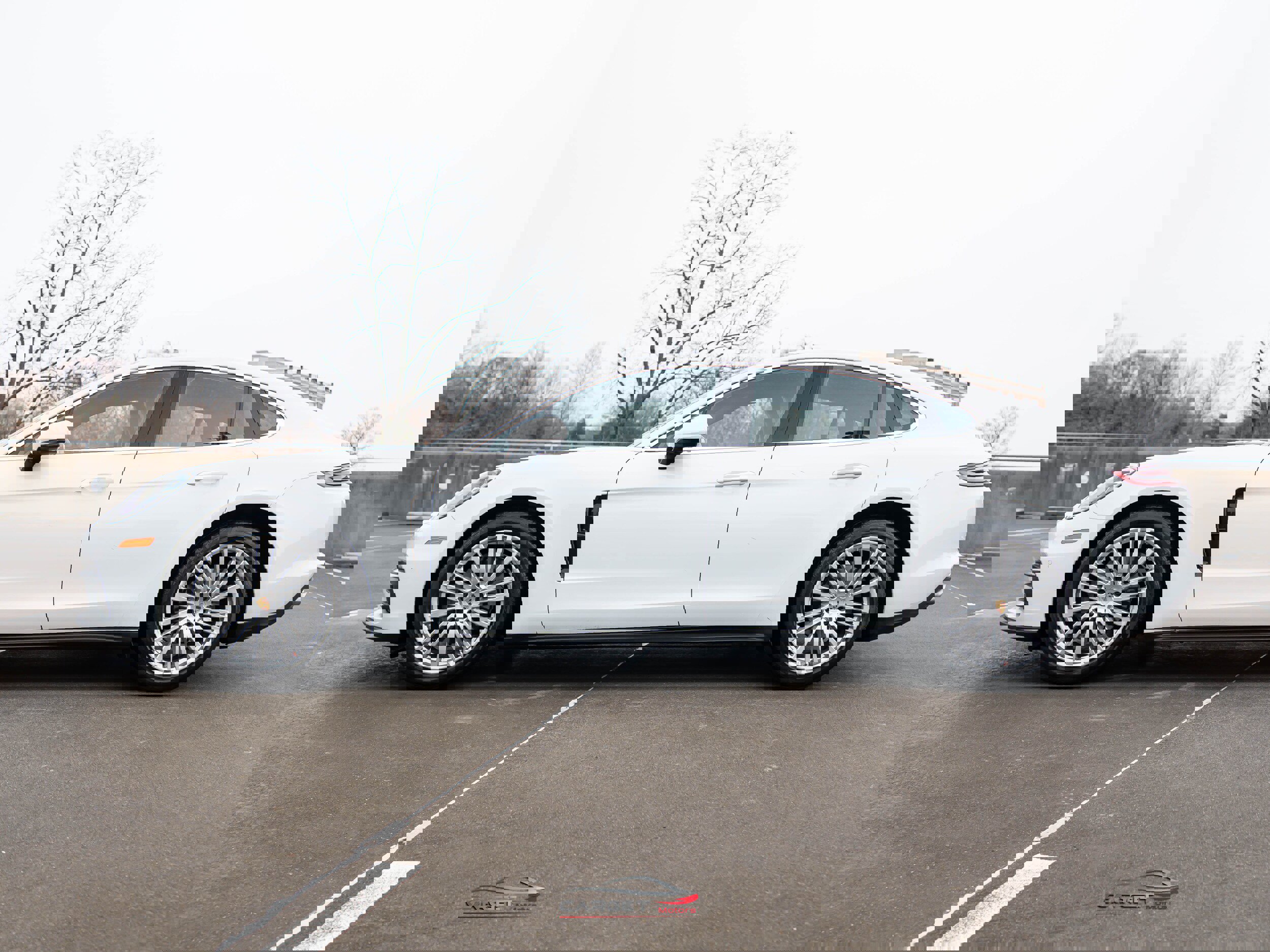 Used 2017 Porsche Panamera 4S image 4