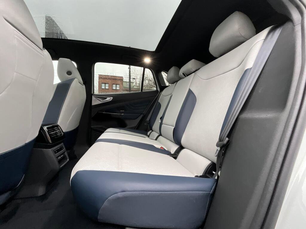 New 2026 Volkswagen ID.4 Pro S Plus image 13