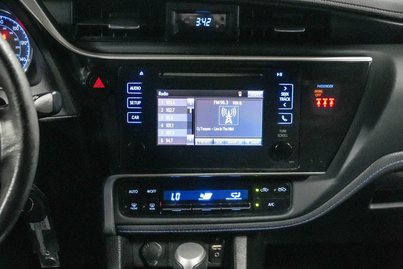 Certified 2018 Toyota Corolla SE w/ Protection Package FWD image 14