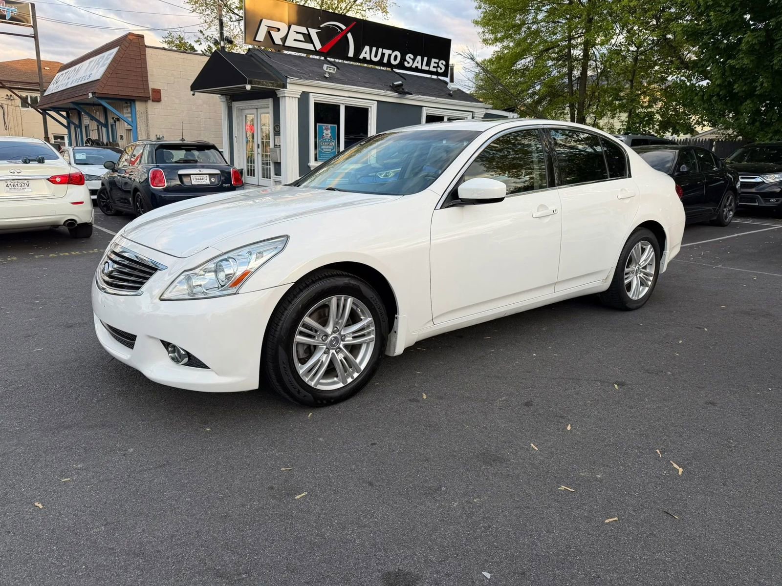 Used 2012 INFINITI G25 x AWD/4WD image 1