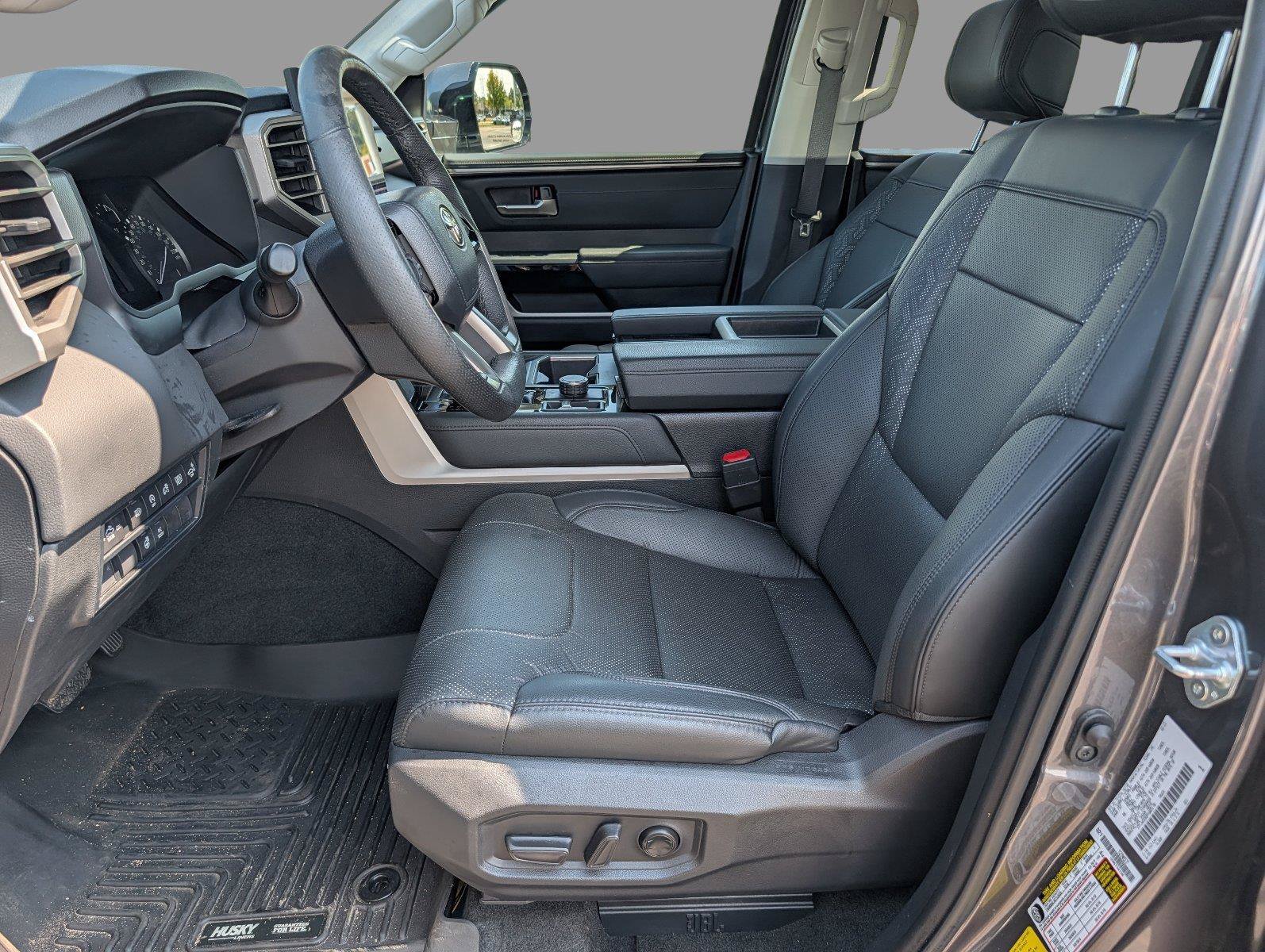 Used 2023 Toyota Tundra Limited AWD/4WD image 11