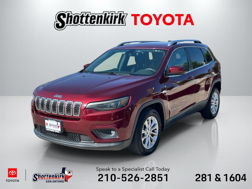 Used 2019 Jeep Cherokee Latitude w/ Popular Appearance Group