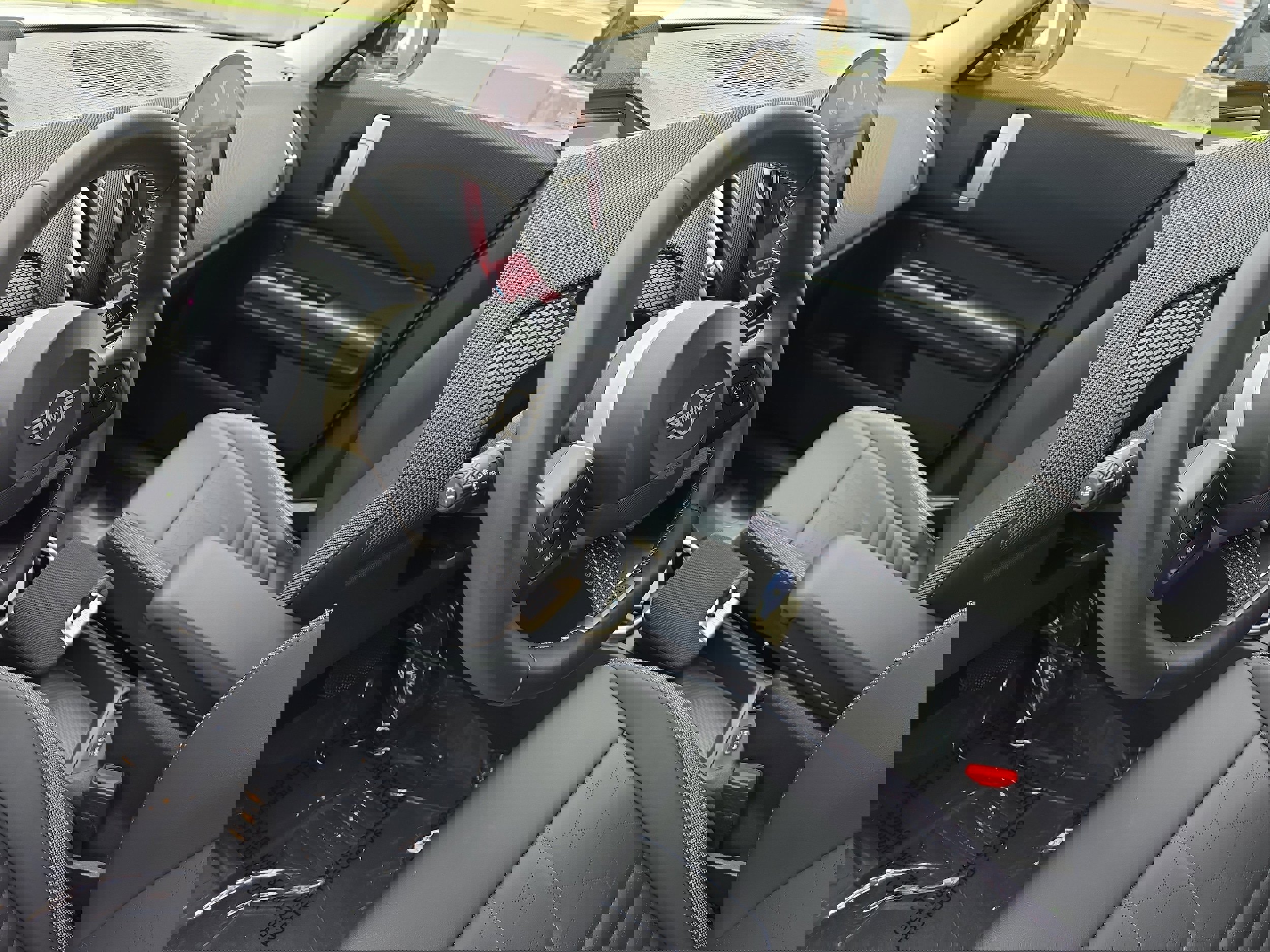 Used 2025 MINI Cooper Countryman S w/ Comfort Package Max image 20