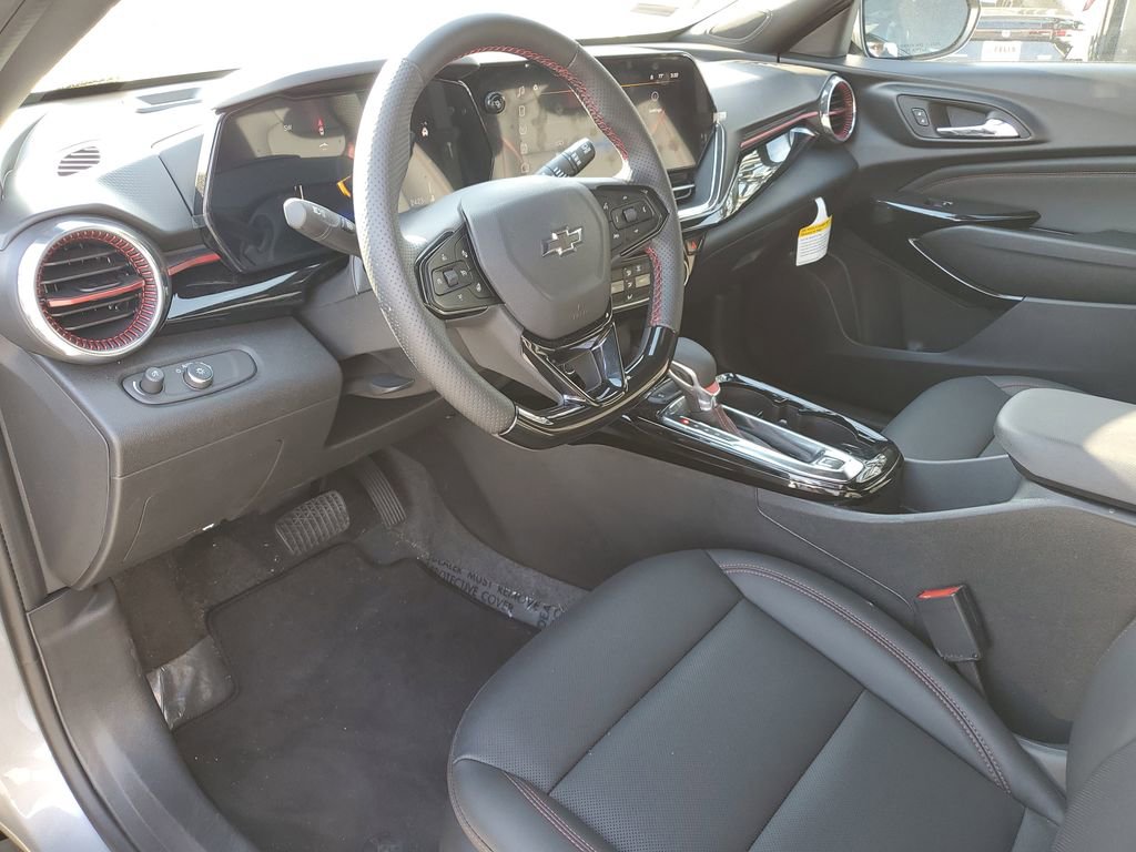 Used 2026 Chevrolet Trax RS w/ Driver Confidence Package image 18