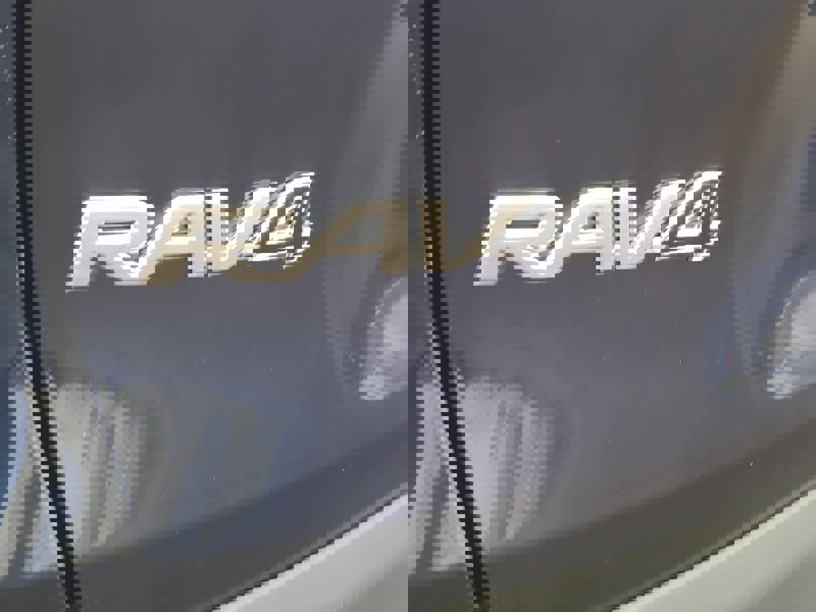 Used 2024 Toyota RAV4 XLE image 15