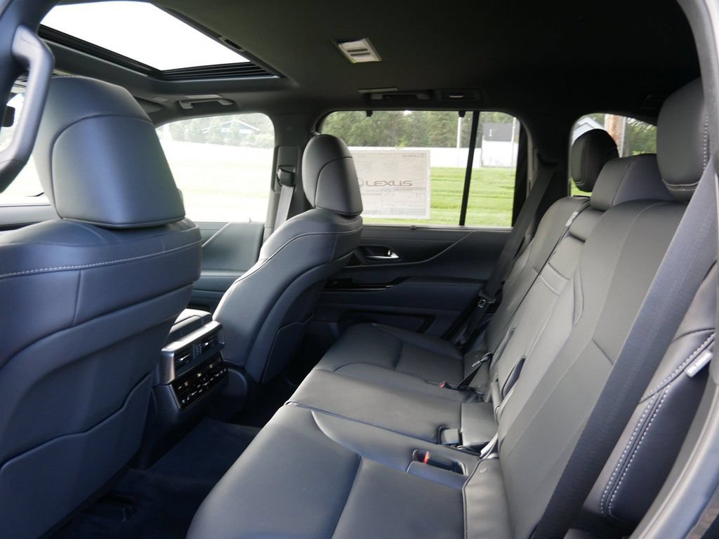 New 2026 Lexus LX 600 4WD w/ Appearance Package image 11