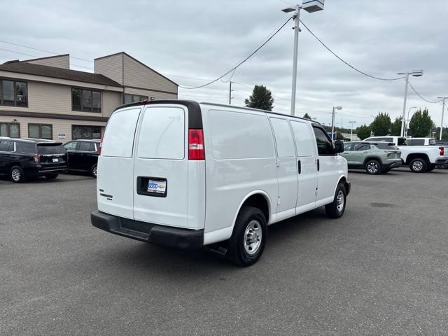 Used 2011 Chevrolet Express 2500 RWD image 5