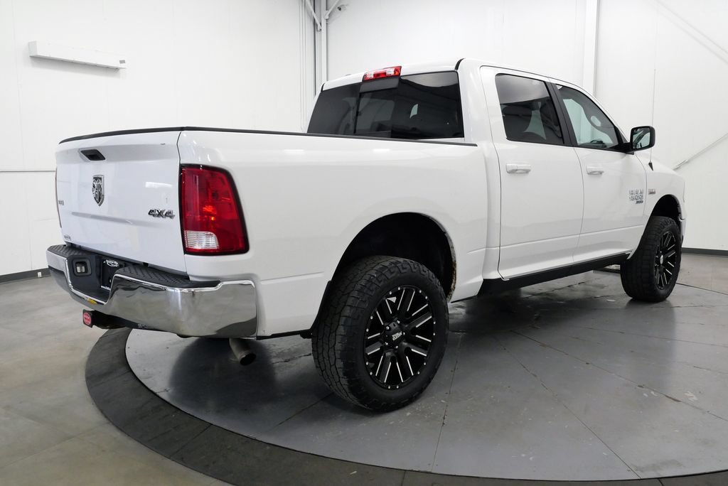Used 2019 RAM 1500 Classic SLT AWD/4WD image 7