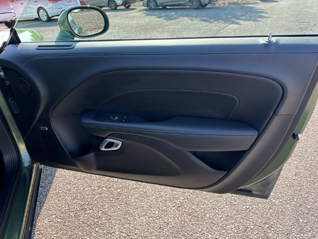 Used 2022 Dodge Challenger SXT w/ Plus Package RWD image 14