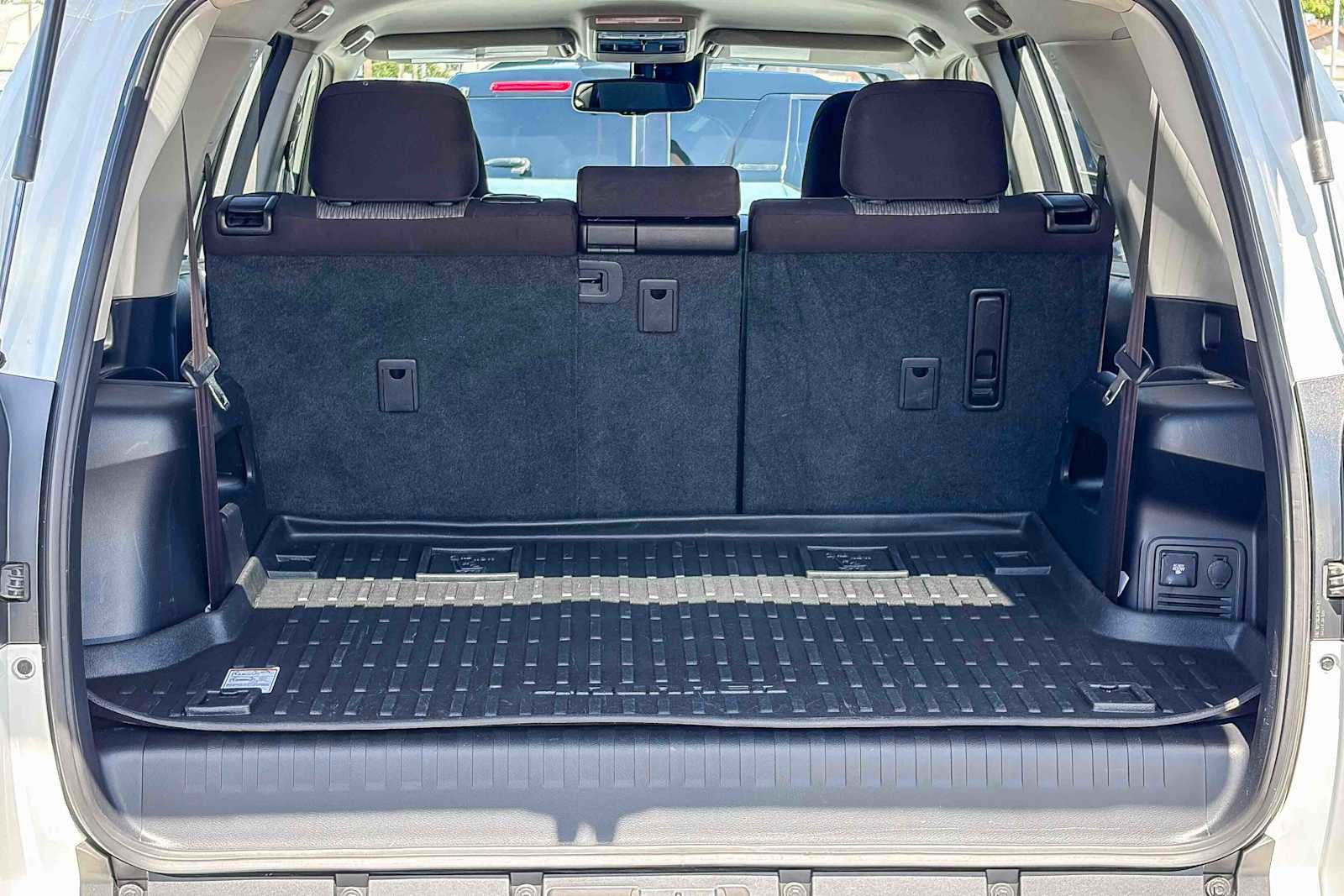 Used 2024 Toyota 4Runner SR5 image 25